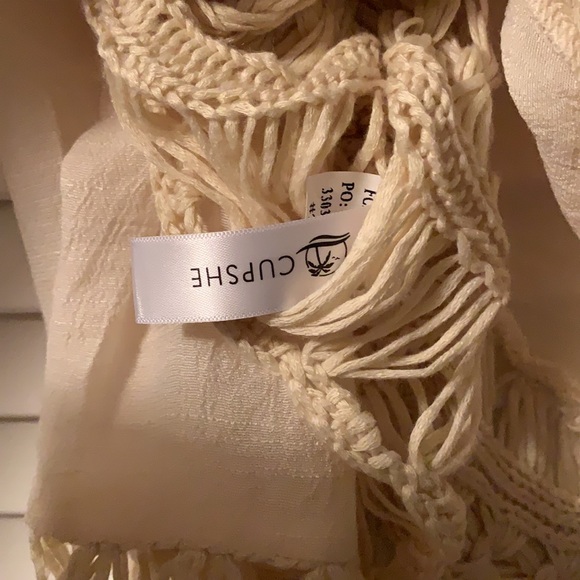 Cupshe Crochet cover up top, (one size) - Picture 5 of 5